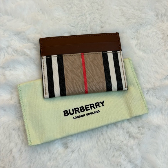 Burberry Card Holder Nova Checker - Picture 1 of 2